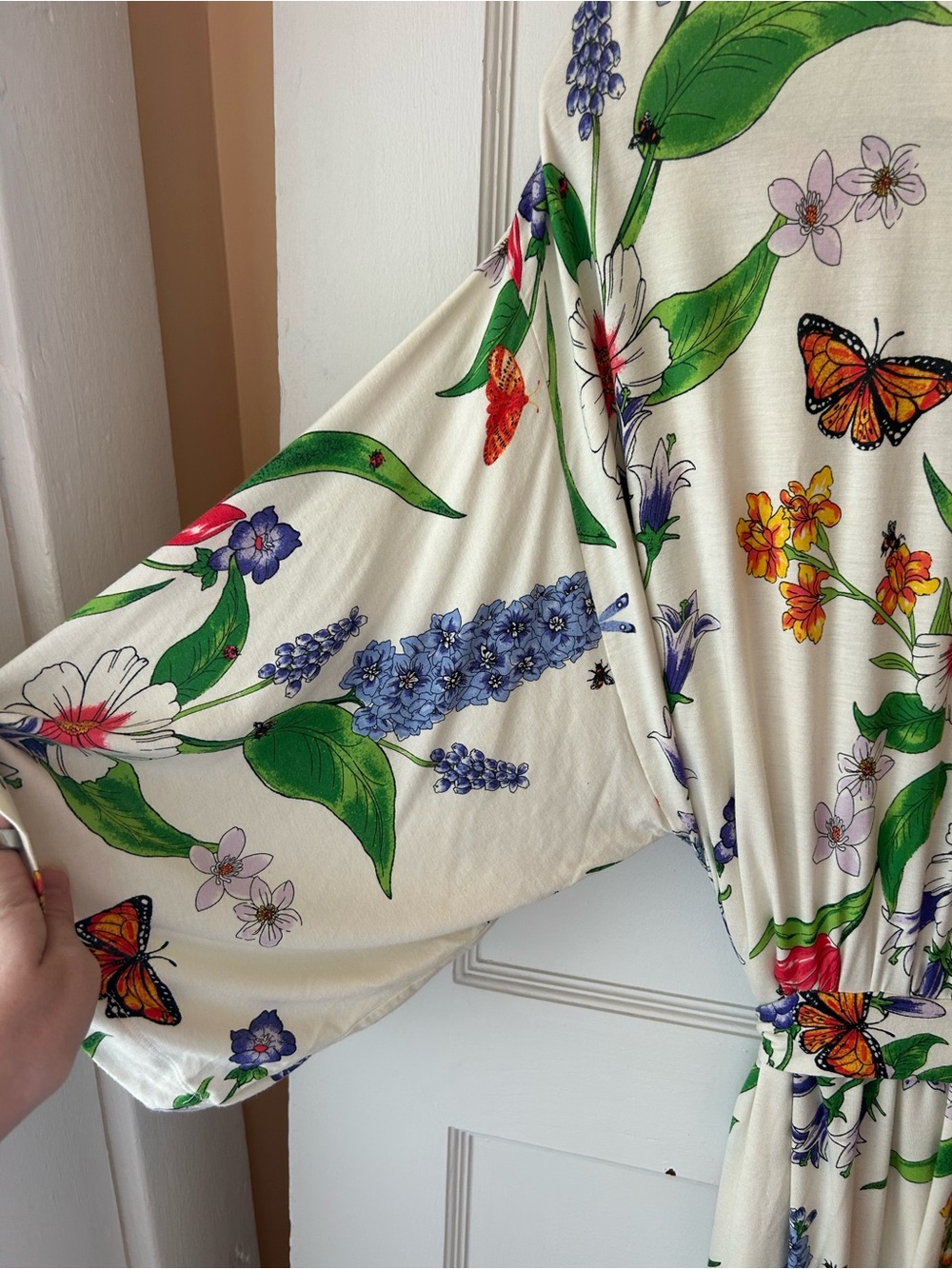 Soma Cream Floral Wrap Robe with Multicolor Blooms - Picture 10 of 14